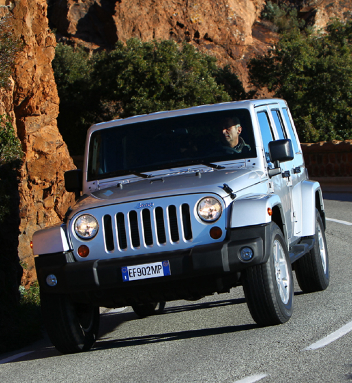 DE WRANGLER SLAAT EEN NIEUWE WEG IN