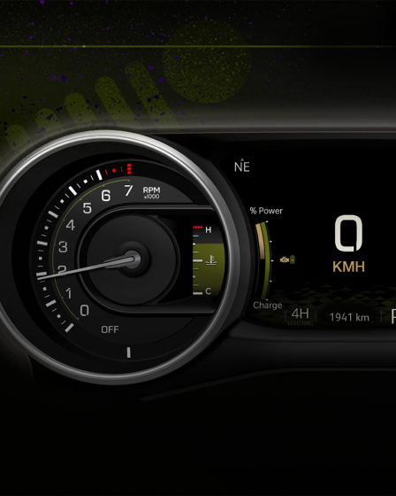 7-INCH INFODISPLAY