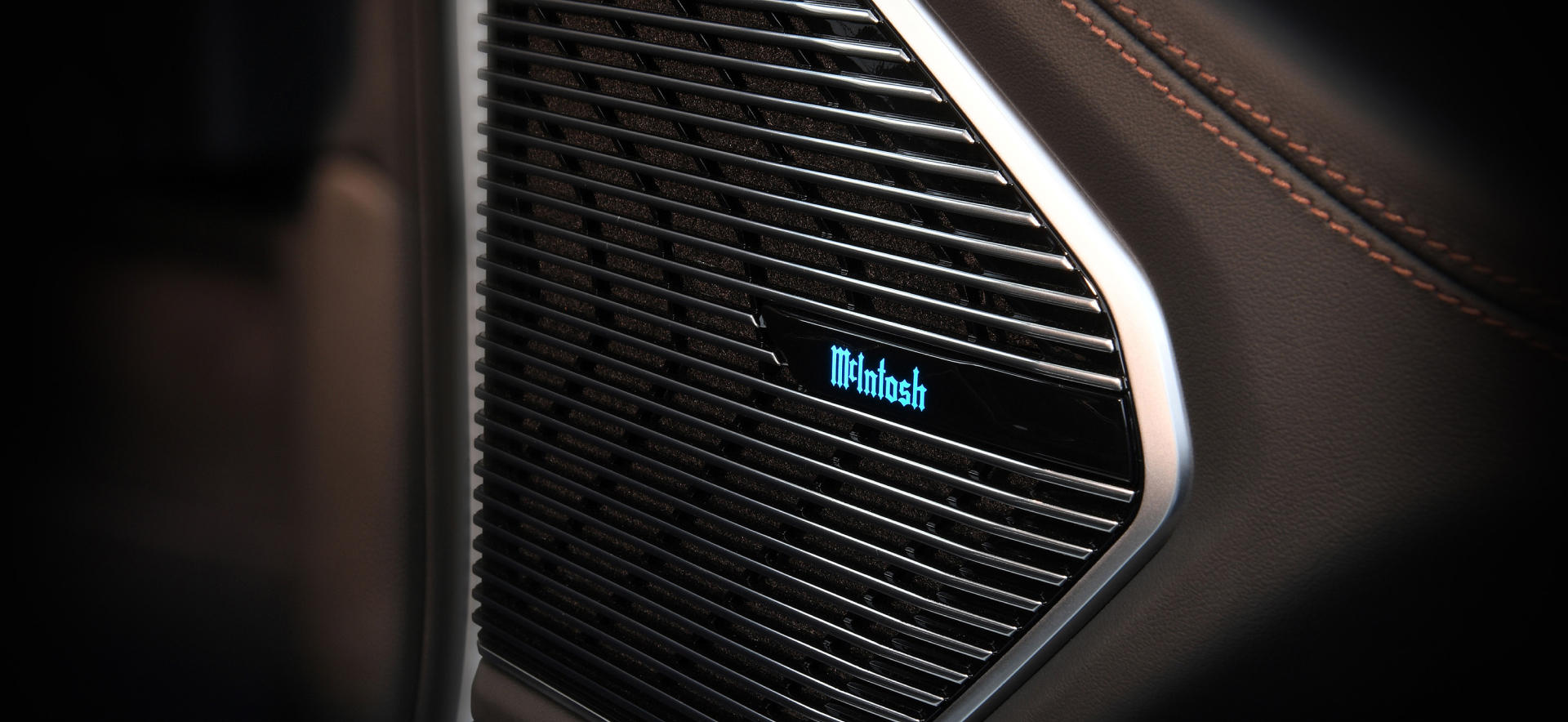 Premium McIntosh<sup>®</sup> geluidssysteem met 19 speakers